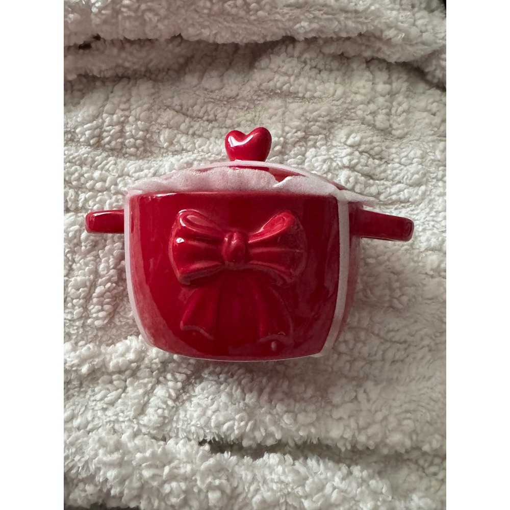 Red Ceramic Bow Heart Mini Cocotte Covered Baking Dish